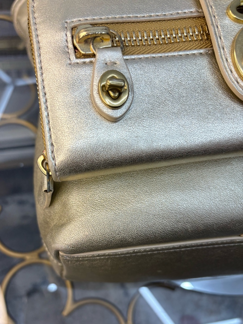 Coach 2009 Lily Legacy Metallic Gold Shoulder Bag w/matching wallet NWOT - Picture 12 of 17